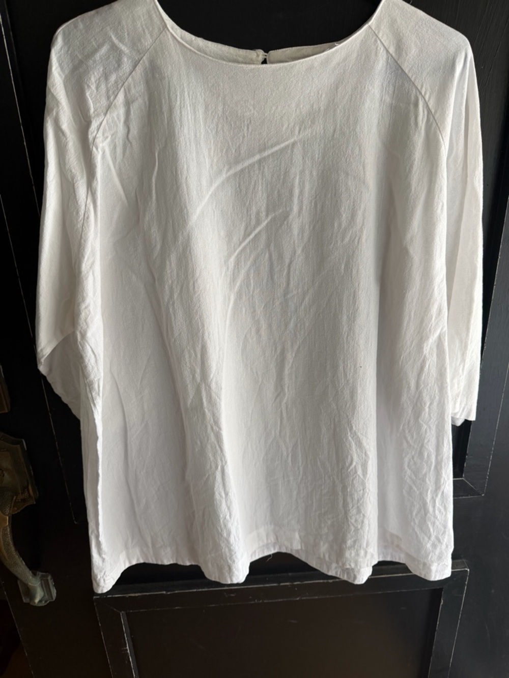Minimal White Boatneck Tunic Top - Picture 4 of 4
